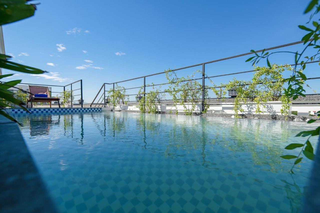 Hoi An Blue Sky Boutique Hotel & Spa Buitenkant foto